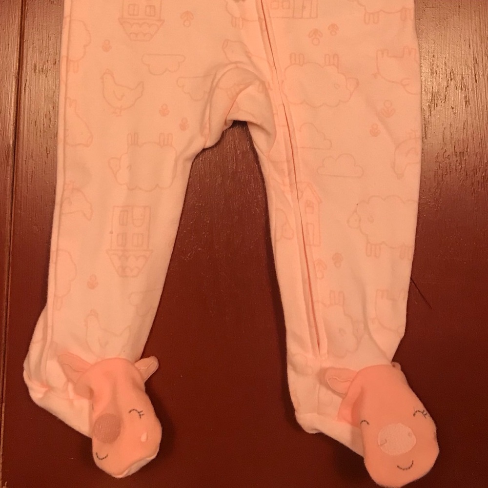 Girl’s footed sleeper